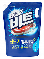 Концентрированное жидкое средство для стирки премиум класса LION (Лион) Beat Liquid pouch (both use), 1450 г, фото